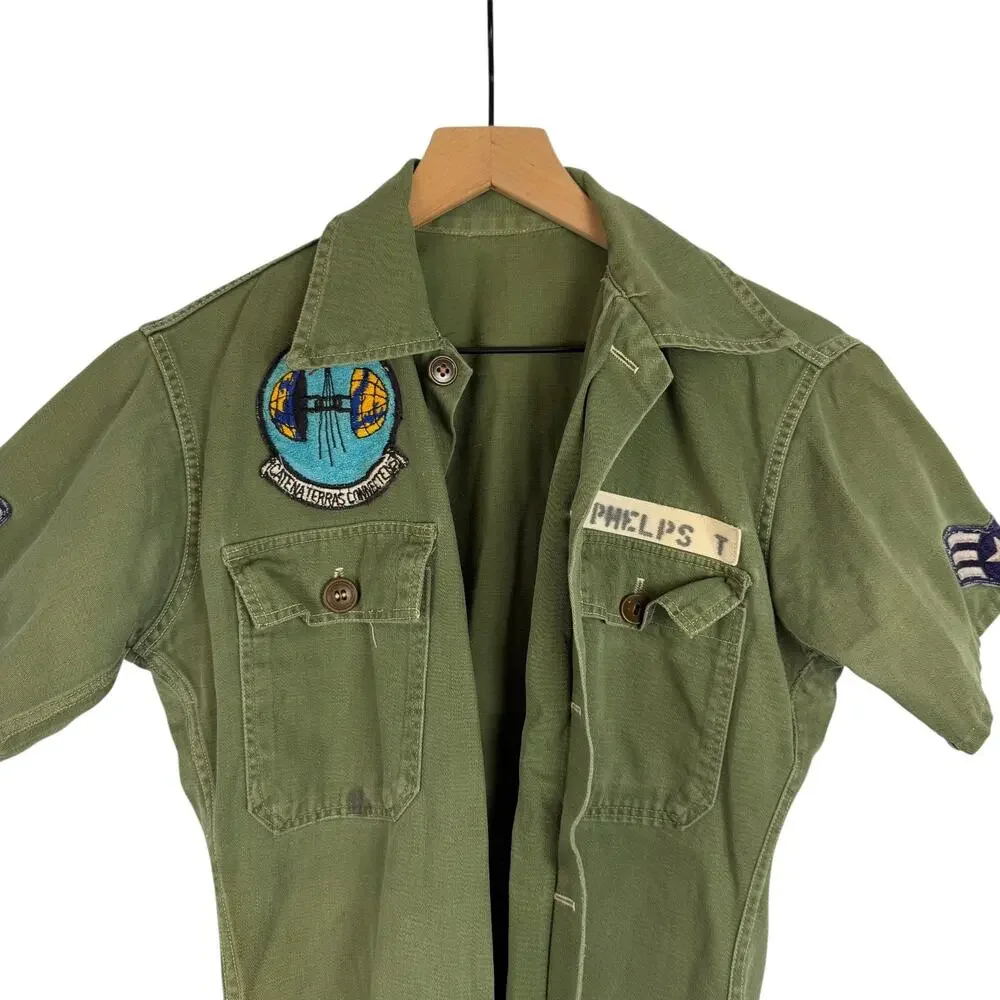 Vintage US Air Force Uniform Shirt Khaki Green Est Size Mens Small Patches READ